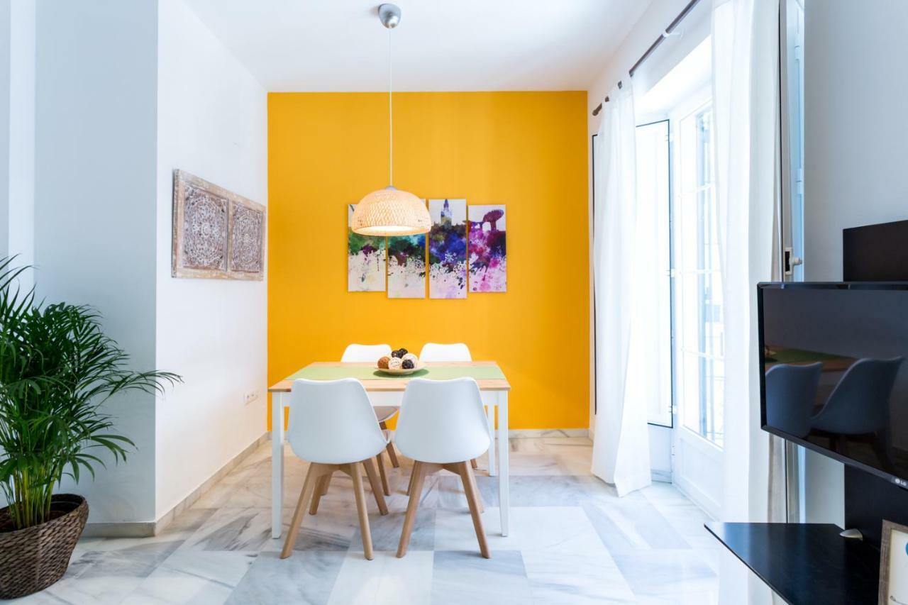 Uniko Home Sevilla Εξωτερικό φωτογραφία