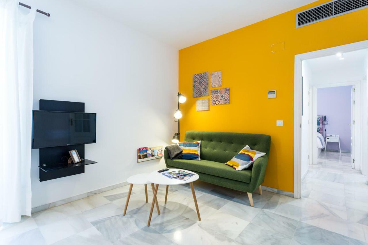 Uniko Home Sevilla Εξωτερικό φωτογραφία