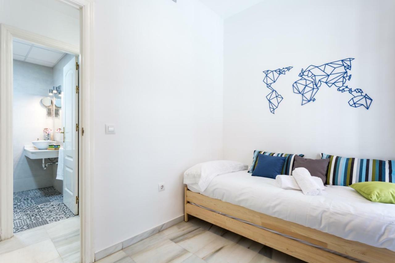 Uniko Home Sevilla Εξωτερικό φωτογραφία