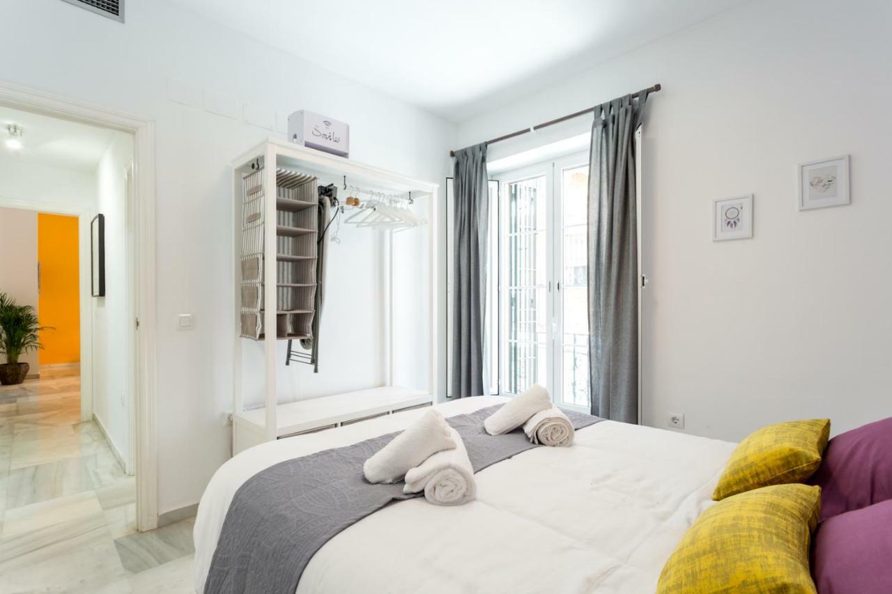 Uniko Home Sevilla Εξωτερικό φωτογραφία